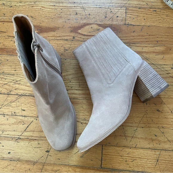 Andre Assous Shoes - Andre Assous Booties Size 11